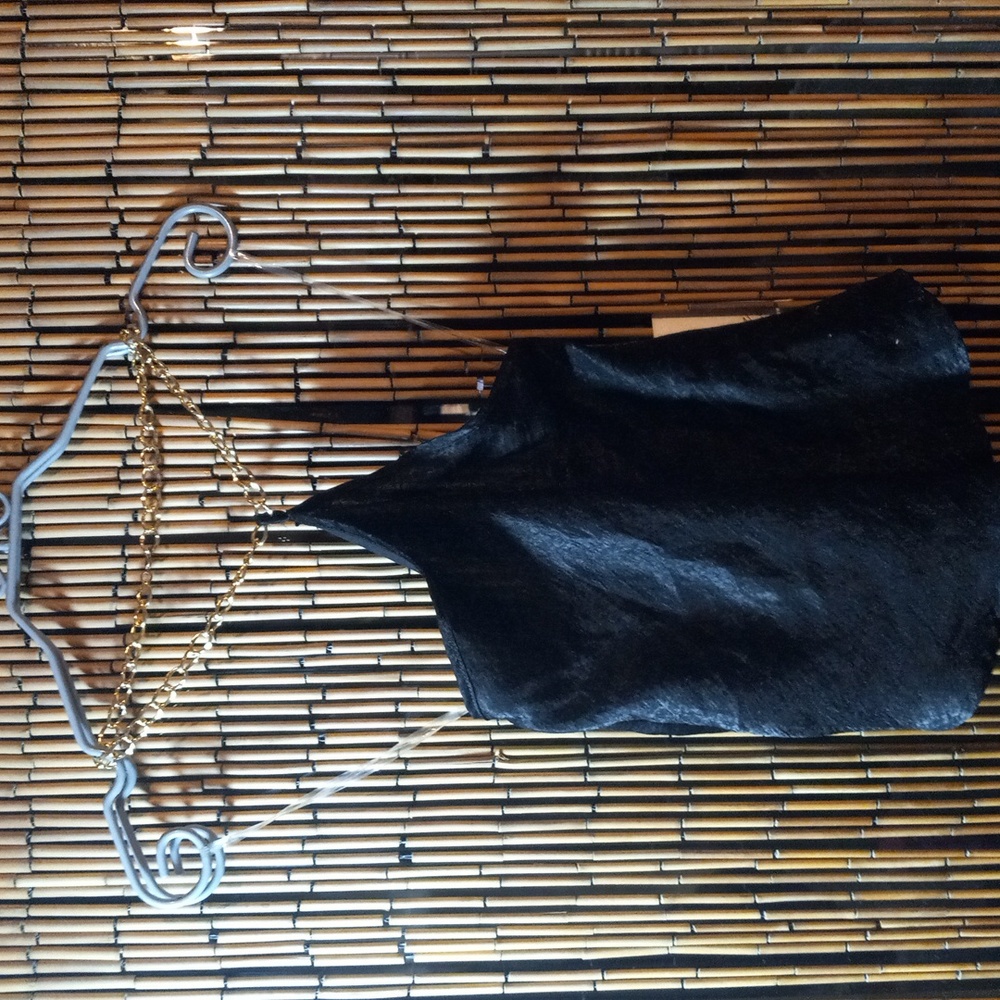 Free kisses black halter top. Size sm